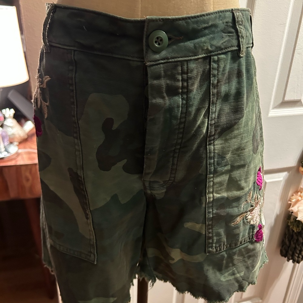 Green Camouflage Women's Shorts
